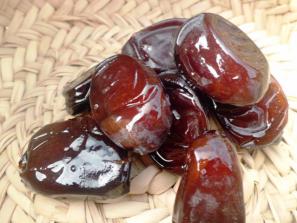 مرکز خرید خرما عسلی در زاهدان